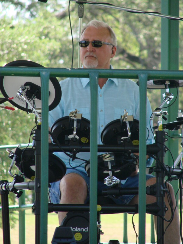 2013-04-28_SanGabrielPark06whit (136K)