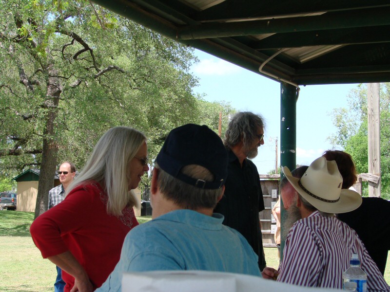 2013-04-28_SanGabrielPark11people (171K)