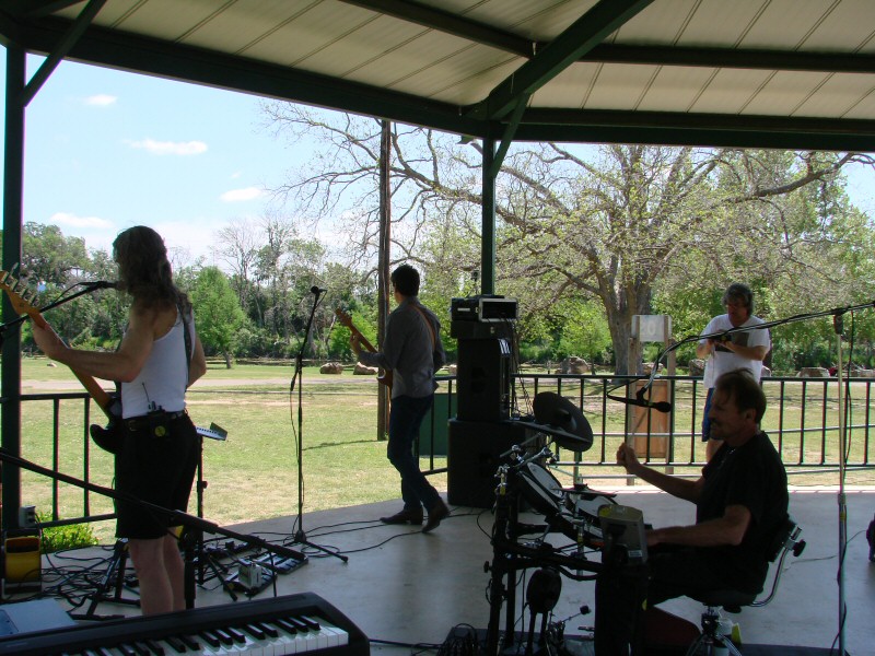 2013-04-28_SanGabrielPark22Tomzap (180K)